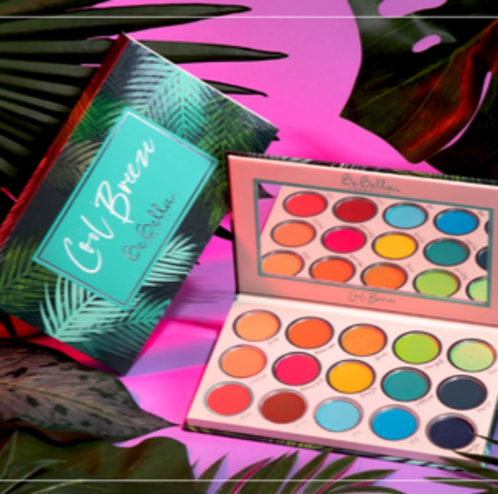 SOLD ● Cool Breeze Eyeshadow Palette NEW!